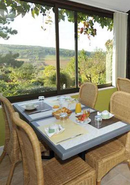 Le Compostelle Hotel Vézelay Buitenkant foto