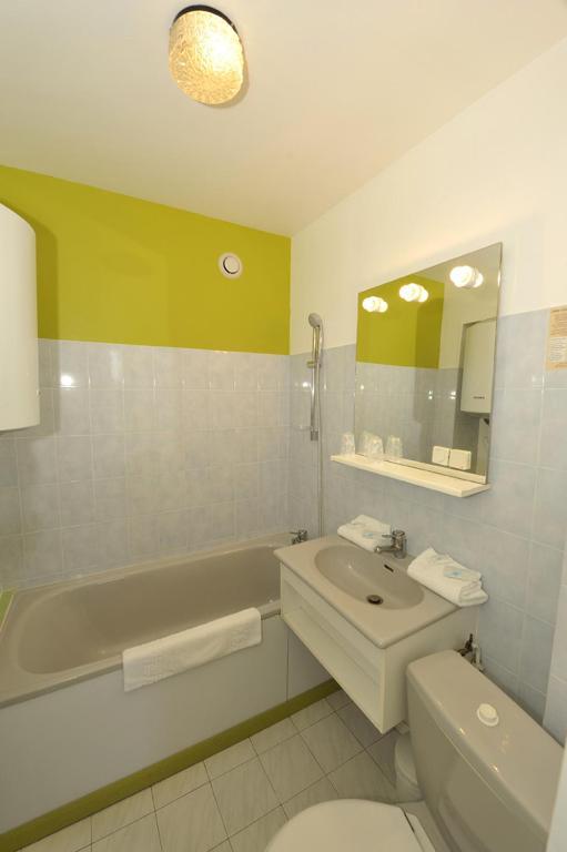 Le Compostelle Hotel Vézelay Kamer foto